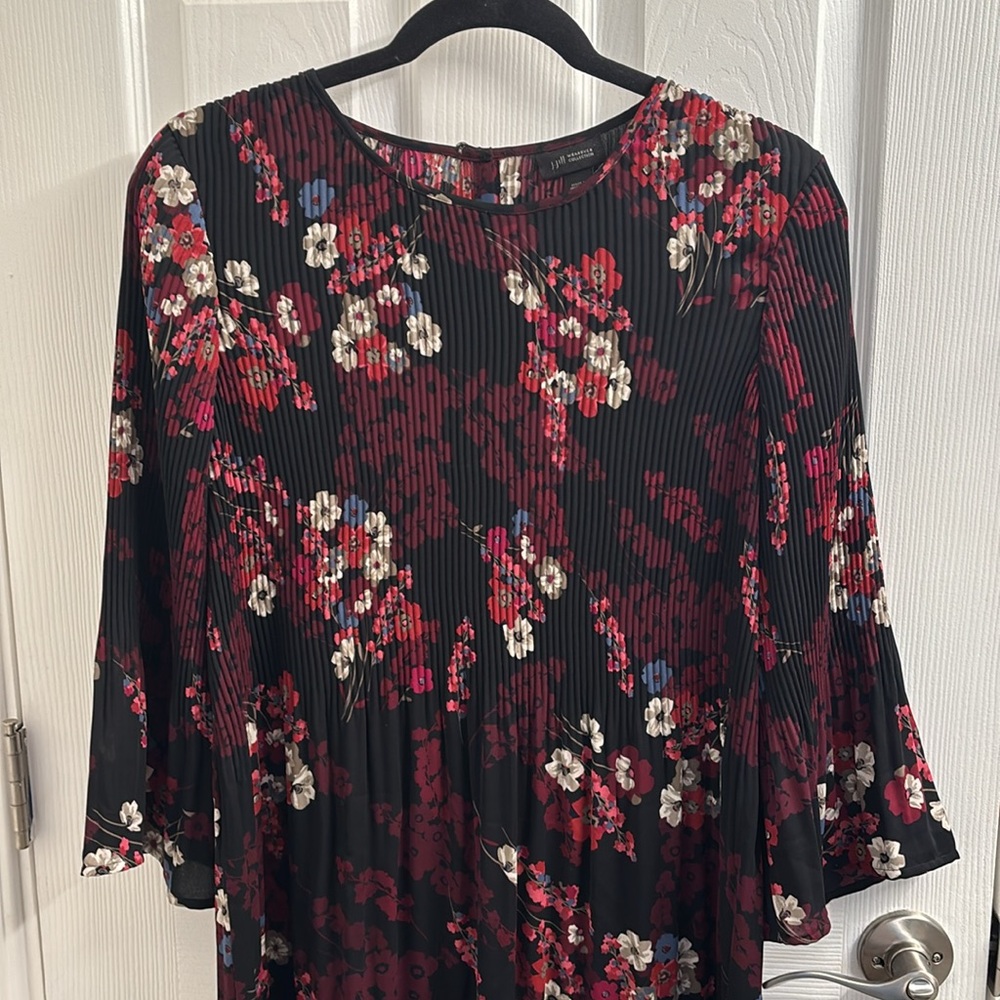 Women's J.Jill Wearever Black Floral Pleated Flare Sleeve Blouse/Top/Tunic -M